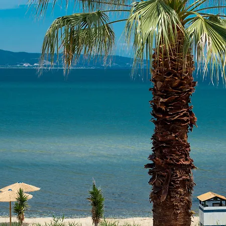 Calma Hotel 3*