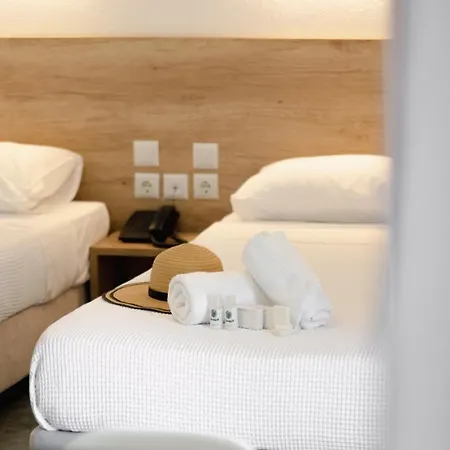 Calma Hotel 3*
