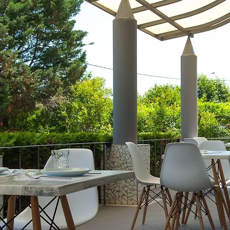 Calma Hotel Stavros (Thessaloniki)