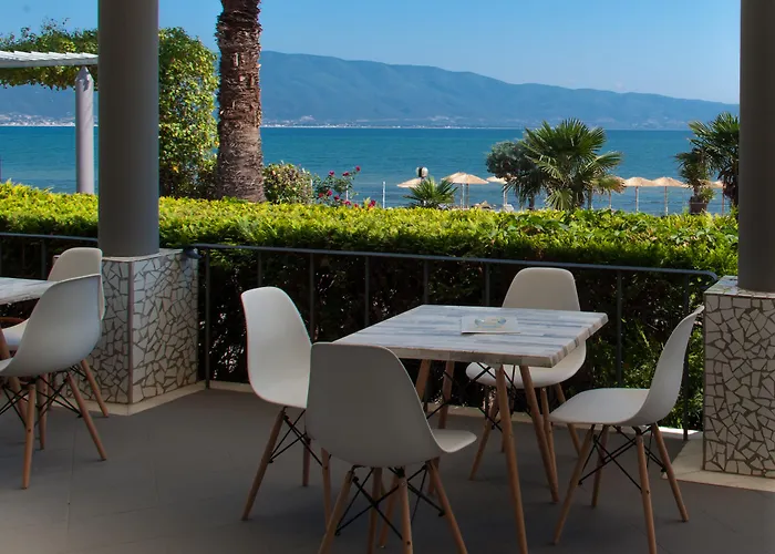 Отель Calma